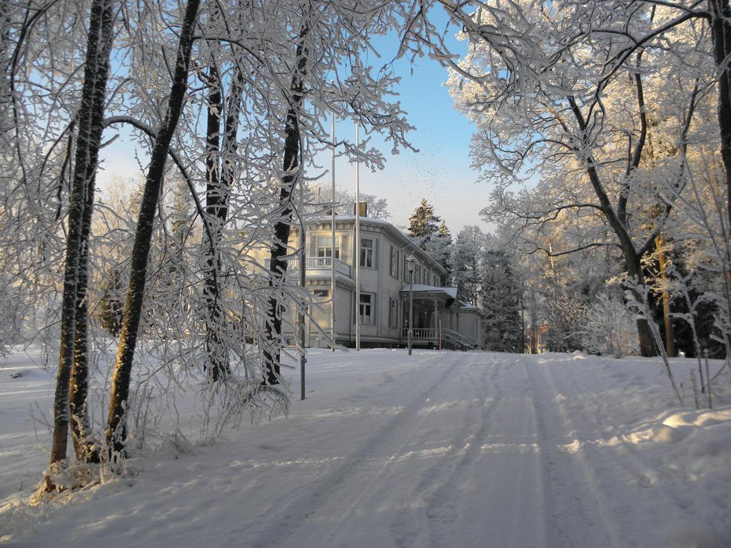 Neitsytniemen Kartano Bed and Breakfast Imatra Esterno foto