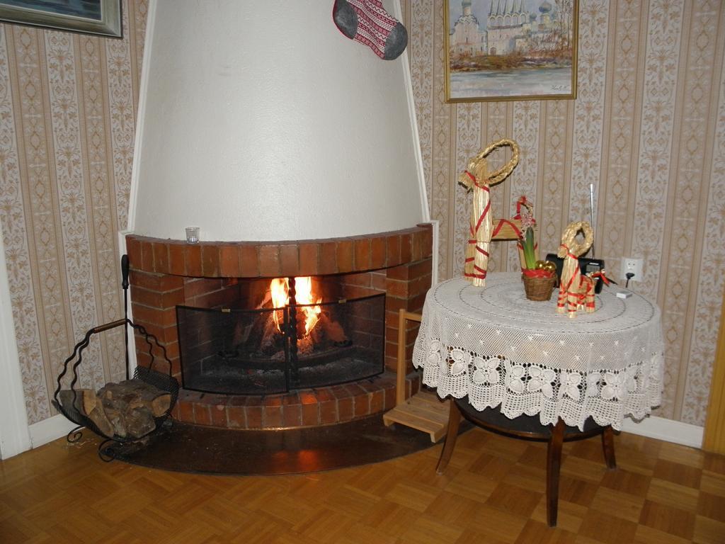 Neitsytniemen Kartano Bed and Breakfast Imatra Esterno foto