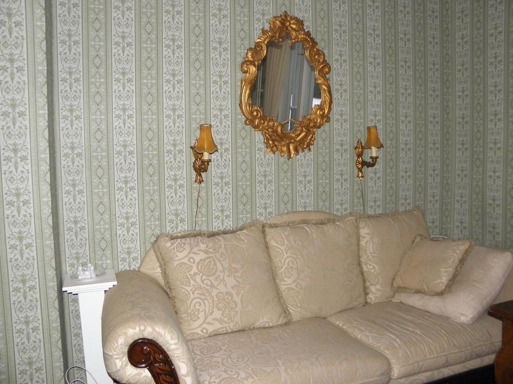Neitsytniemen Kartano Bed and Breakfast Imatra Esterno foto