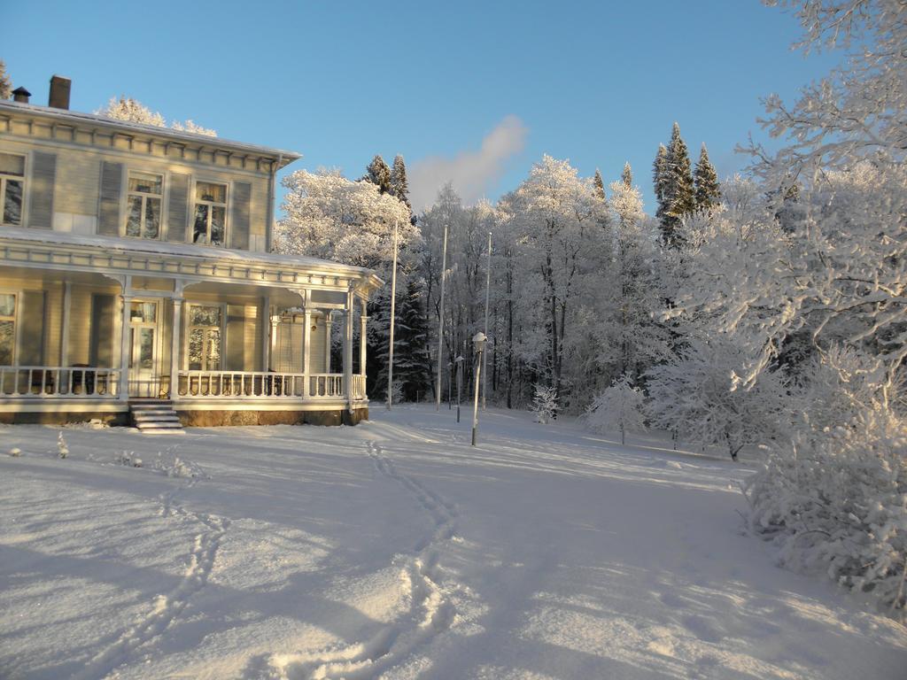 Neitsytniemen Kartano Bed and Breakfast Imatra Esterno foto